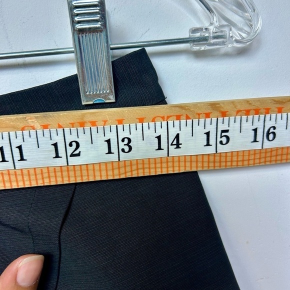 SINCLAIRE BLACK FLARE Pleated Zip Back Knee length Skirt Size 4 - Picture 10 of 11